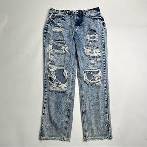 𝅺Kancan Acid Wash Super Distressed Raw Hem Boyfriend Straight Leg Blue Jeans 28
